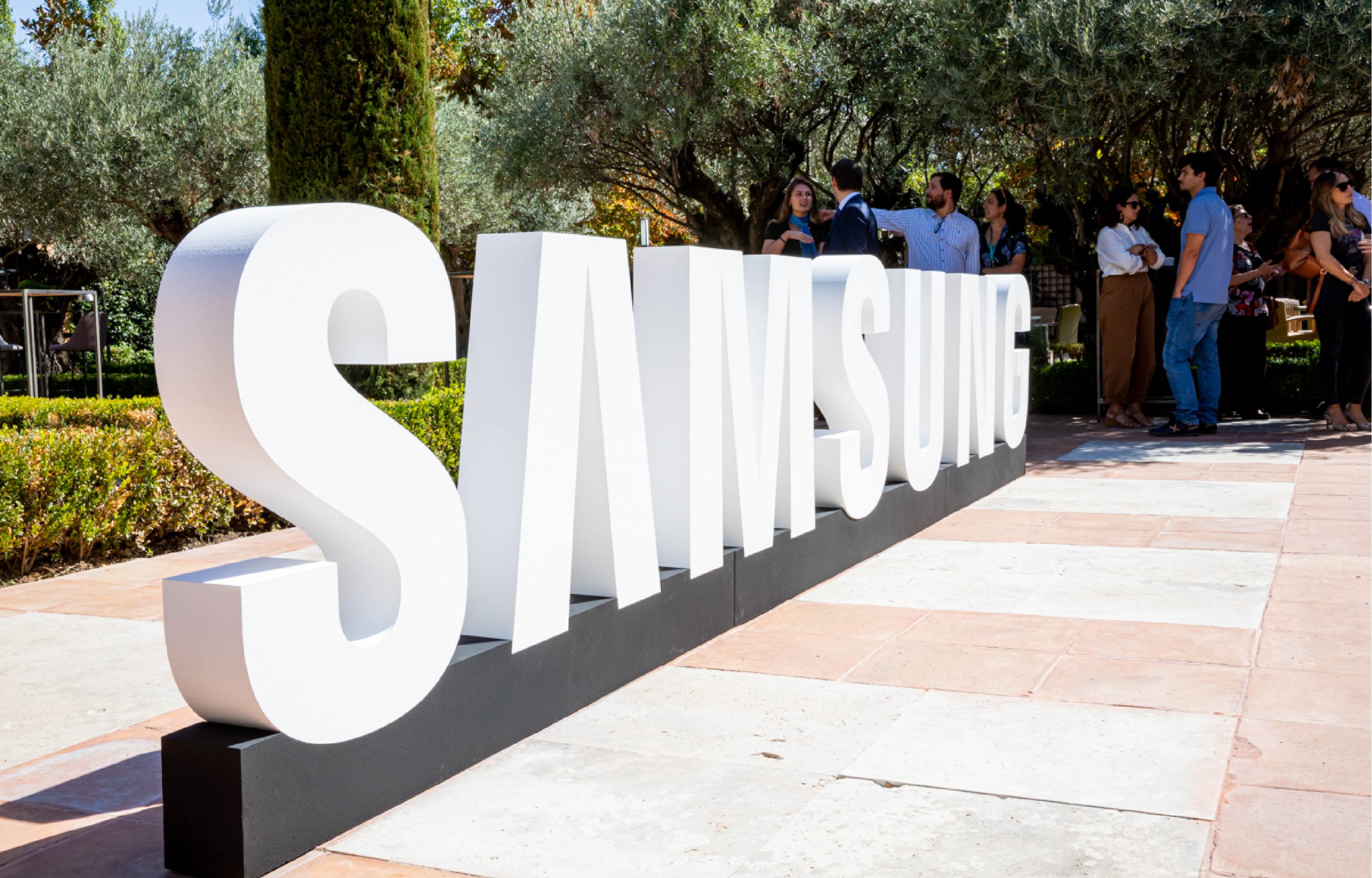 Samsung experiential